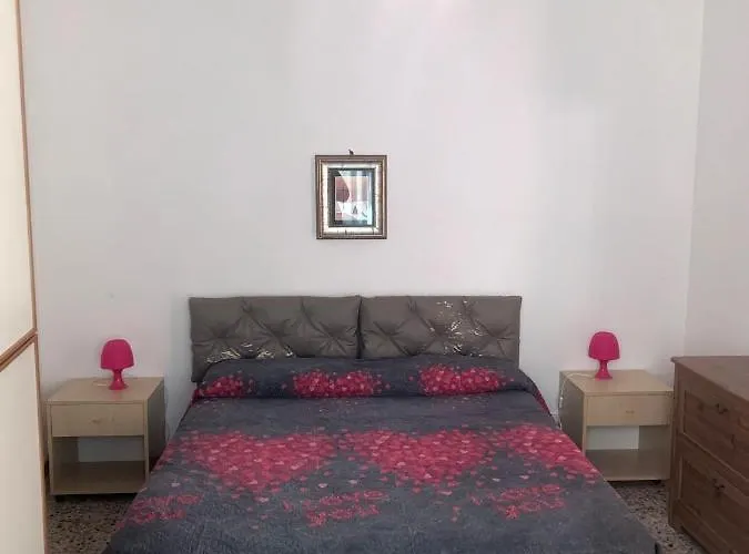 Casa Bianca 5 - Confortevole In Centro A Lägenhet Moneglia