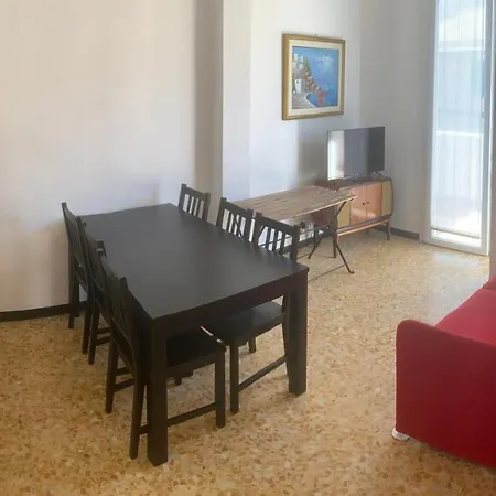 Appartamento Casa Bianca 5 - Confortevole In Centro A Moneglia